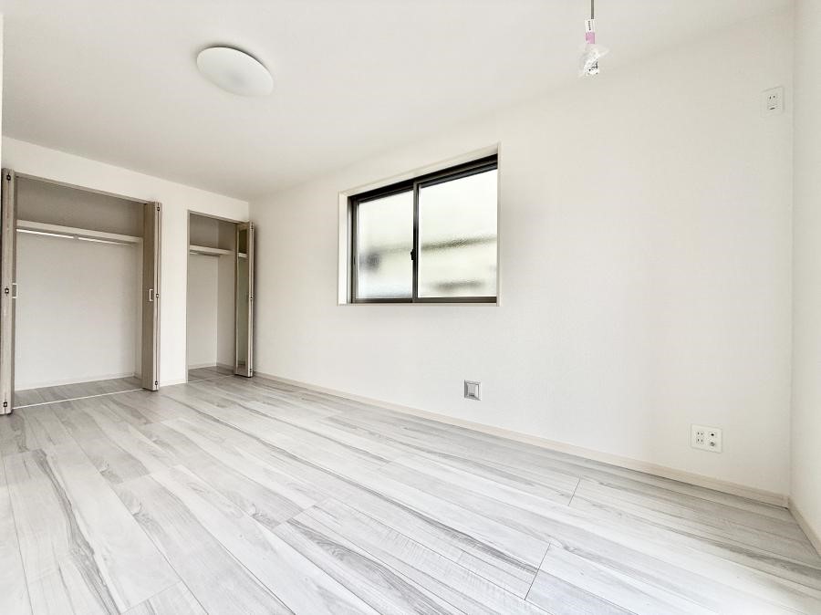 �Q�� ���������̔z�u��ʋC���̗ǂ��݌v�ŕ����̋�C�������炸�A��ɐV�N�ȋ�C������܂�