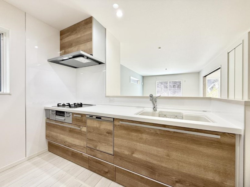 �L�b�`�� �����������������Ɗy�����Ȃ�A���K�ȃL�b�`�����