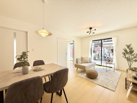 ���r���O ���������R�Ɖ�b�����܂��A�S�n�悢�ЂƂƂ�