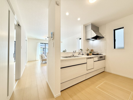 �L�b�`�� �������Ƒ����J��[�߂�A������̂���L�b�`��