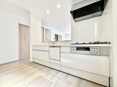 �L�b�`�� �������Ƒ����J��[�߂�A������̂���L�b�`��