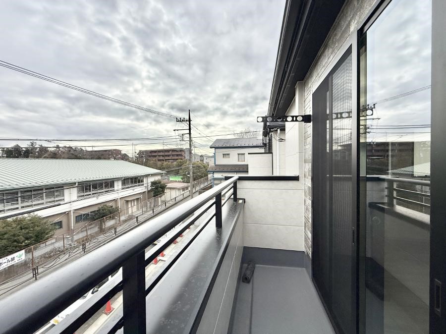 �o���R�j�[ ������ �G�߂̈ڂ낢����������J���I�ȋ�Ԃł�