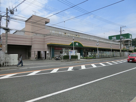 ���ӊ� �X�[�p�[ 1300m FUJI���X