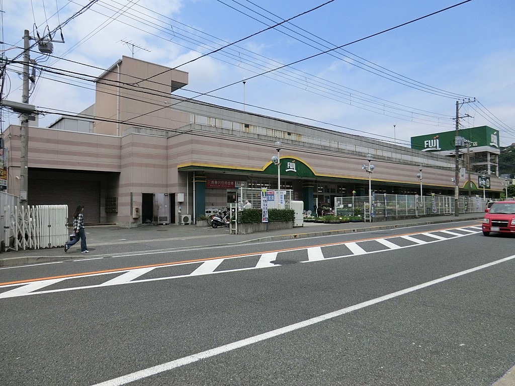 ���ӊ� �X�[�p�[ 1300m FUJI���X