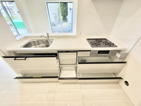 �L�b�`�� �������A�C�f�A�L����A�N���G�C�e�B�u�ȗ������