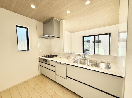 �L�b�`�� ���������y���݂ƐH�ׂ�K����͂���L�b�`��