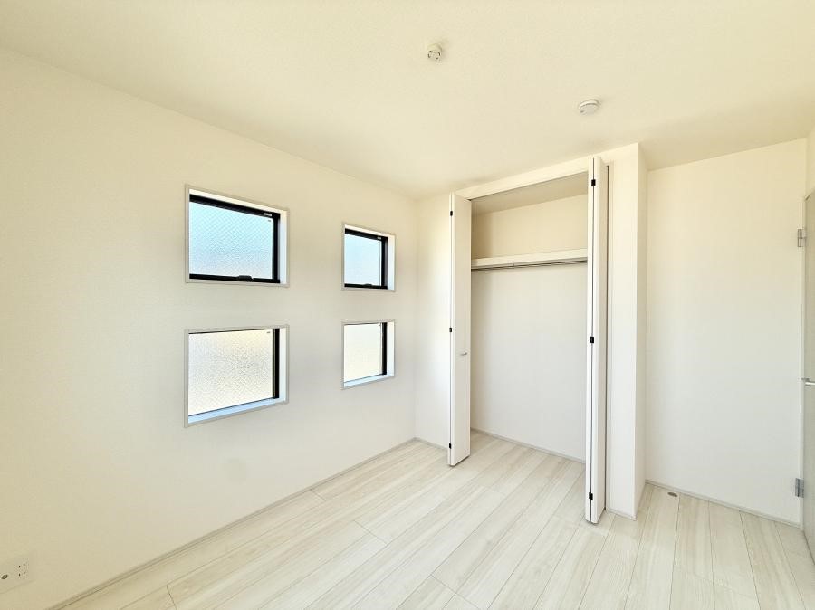 �Q�� ���������̔z�u��ʋC���̗ǂ��݌v�ŕ����̋�C�������炸�A��ɐV�N�ȋ�C������܂�