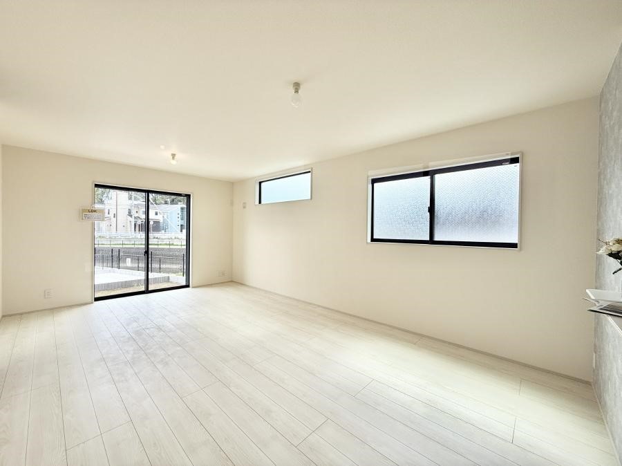 ���r���O ���������ƕ���������A�����b�N�X�ł�����