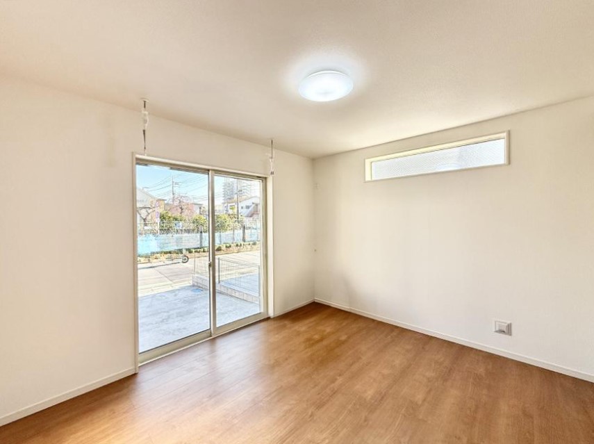 ���̑����� �ݔ������ɗD�����G�R��EV�ԃ��C�t���T�|�[�g