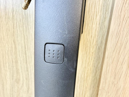 ���̑����� �ݔ����������̏��C����������C��ɗU������A�����I�ɔr�����ł��܂��B