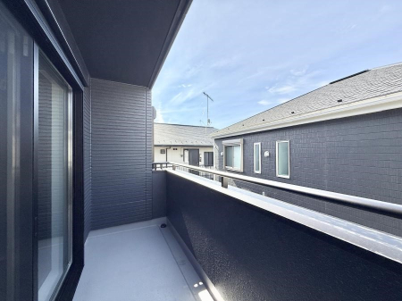 �o���R�j�[ ������ �G�߂̈ڂ낢����������J���I�ȋ�Ԃł�