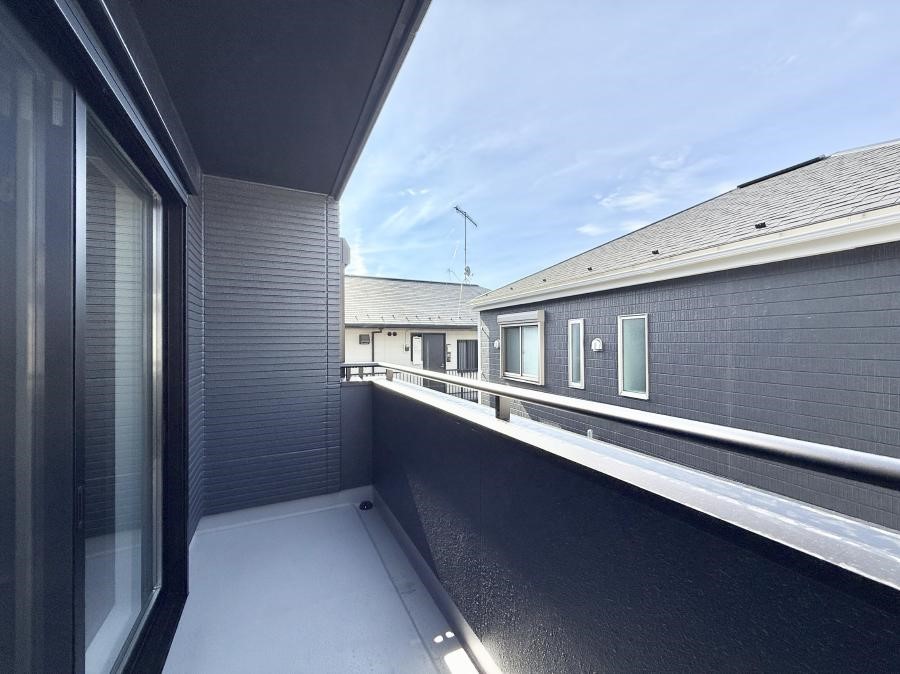 �o���R�j�[ ������ �G�߂̈ڂ낢����������J���I�ȋ�Ԃł�