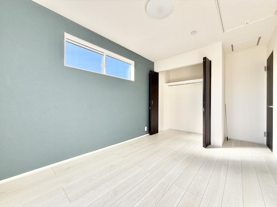 ���̑����� �������D��ŉ��₩�Ȏ��Ԃ��������