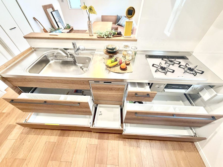 �L�b�`�� �������A�C�f�A�L����A�N���G�C�e�B�u�ȗ������