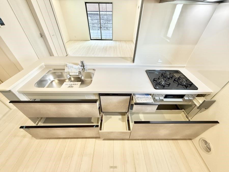 �L�b�`�� �����������������Ɗy�����Ȃ�A���K�ȃL�b�`�����