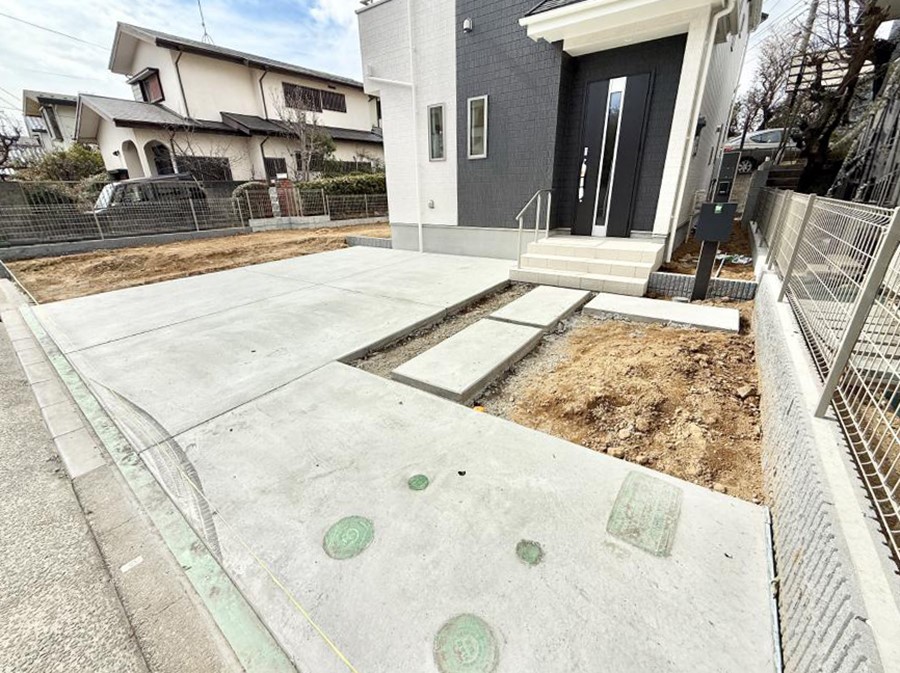  �O�ρ��J�[�X�y�[�X�L