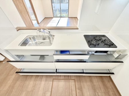 �L�b�`�� �������Ƒ����J��[�߂�A������̂���L�b�`��