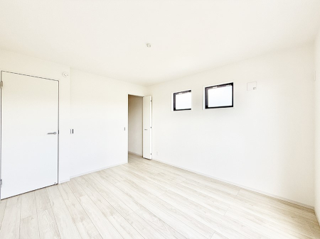 �q������ �������v���C�x�[�g��ԂƂ��ĐÂ��ŗ�������������񋟂��Ă���܂�