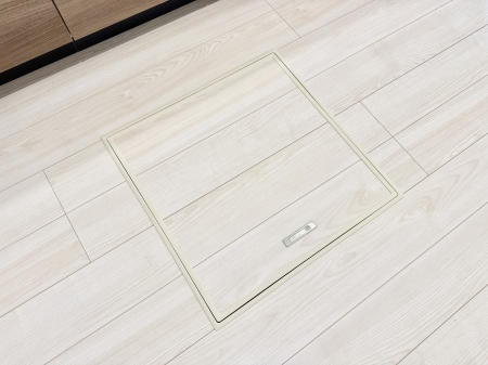 ���̑����� �ݔ����B�ꂽ���[�X�y�[�X�ŉƑS�̂��X�b�L��