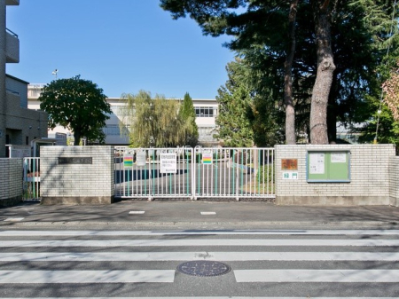 ���ӊ� ���w�Z 600m �����R�s�����R���w�Z