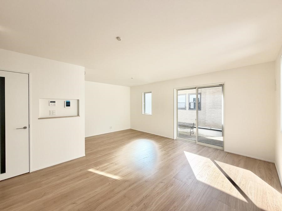 ���r���O ���������S�n�̂����A���z�̃��r���O