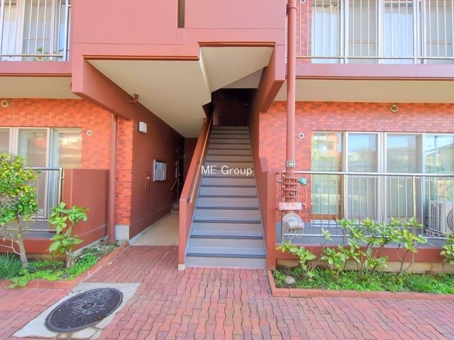 �G���g�����X �O�ρ��A�邽�тɈ��S����^���Ă����A���J�ɊǗ����ꂽ���L���