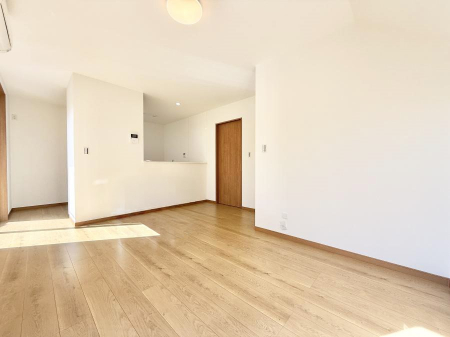 ���r���O ���������났�ƏΊ炪�W�܂�A�S���܂郊�r���O