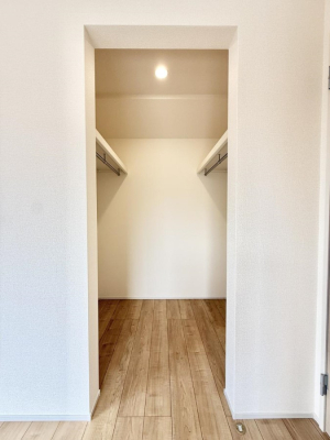 ���[ ����