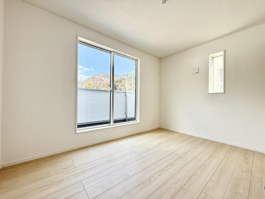 ���̑����� �������D��ŉ��₩�Ȏ��Ԃ��������