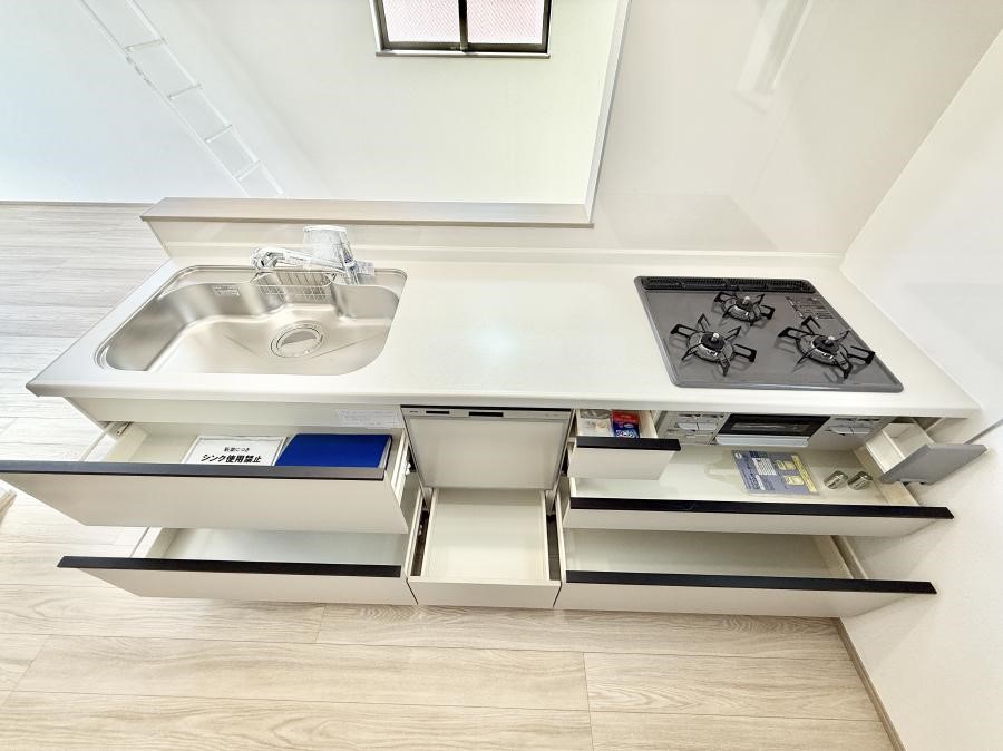 �L�b�`�� �������A�C�f�A�L����A�N���G�C�e�B�u�ȗ������