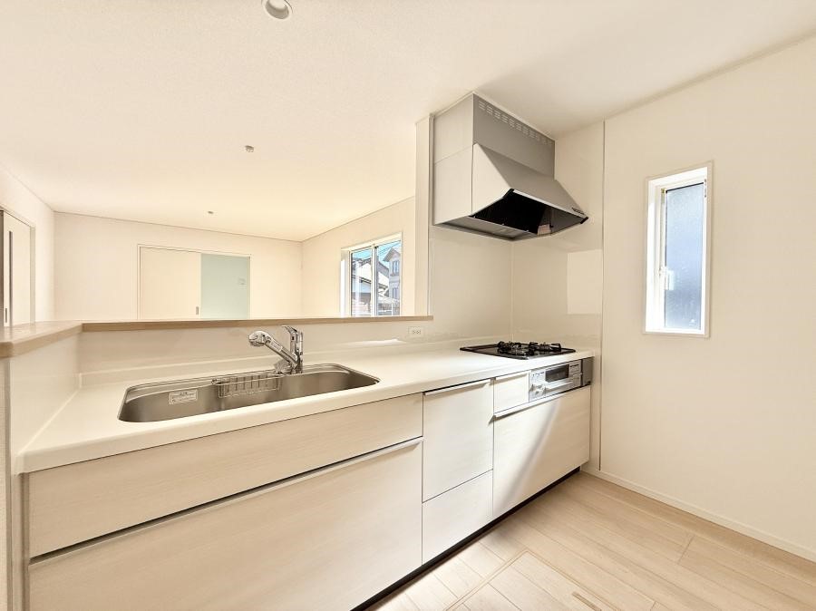 �L�b�`�� ���������y���݂ƐH�ׂ�K����͂���L�b�`��