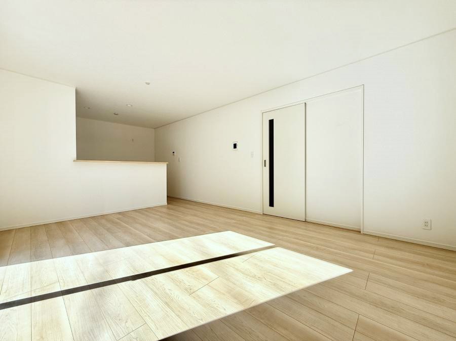 ���r���O ���������R�Ɖ�b�����܂��A�S�n�悢�ЂƂƂ�