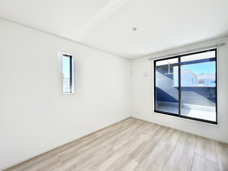 �q������ �������v���C�x�[�g��ԂƂ��ĐÂ��ŗ�������������񋟂��Ă���܂�