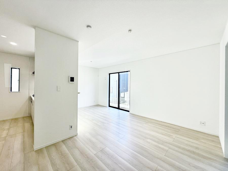 ���̑����� �������Ƒ��̏Ί炪���ӂ��A���났�̋��