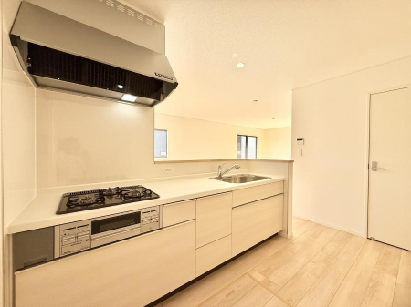 �L�b�`�� �������V���v���Ŕ������S�n�悢���Ԃ𐶂ރL�b�`�����