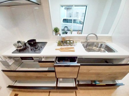 �L�b�`�� �������A�C�f�A�L����A�N���G�C�e�B�u�ȗ������