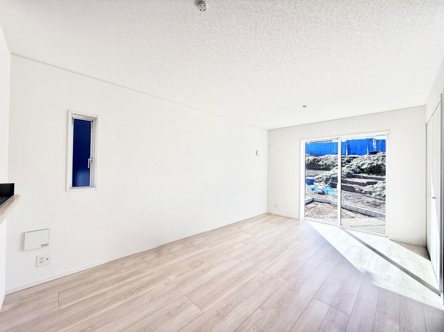 ���r���O ���������R�Ɖ�b�����܂��A�S�n�悢�ЂƂƂ�