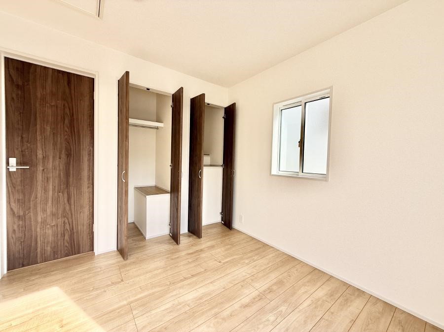 �Q�� ���������̔z�u��ʋC���̗ǂ��݌v�ŕ����̋�C�������炸�A��ɐV�N�ȋ�C������܂�