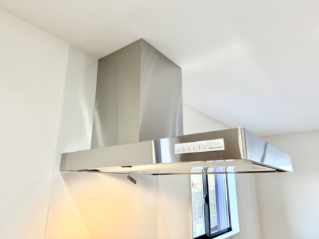 ���̑����� �ݔ����������̏��C����������C��ɗU������A�����I�ɔr�����ł��܂��B