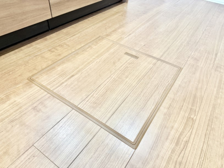 ���̑����� �ݔ����B�ꂽ���[�X�y�[�X�ŉƑS�̂��X�b�L��