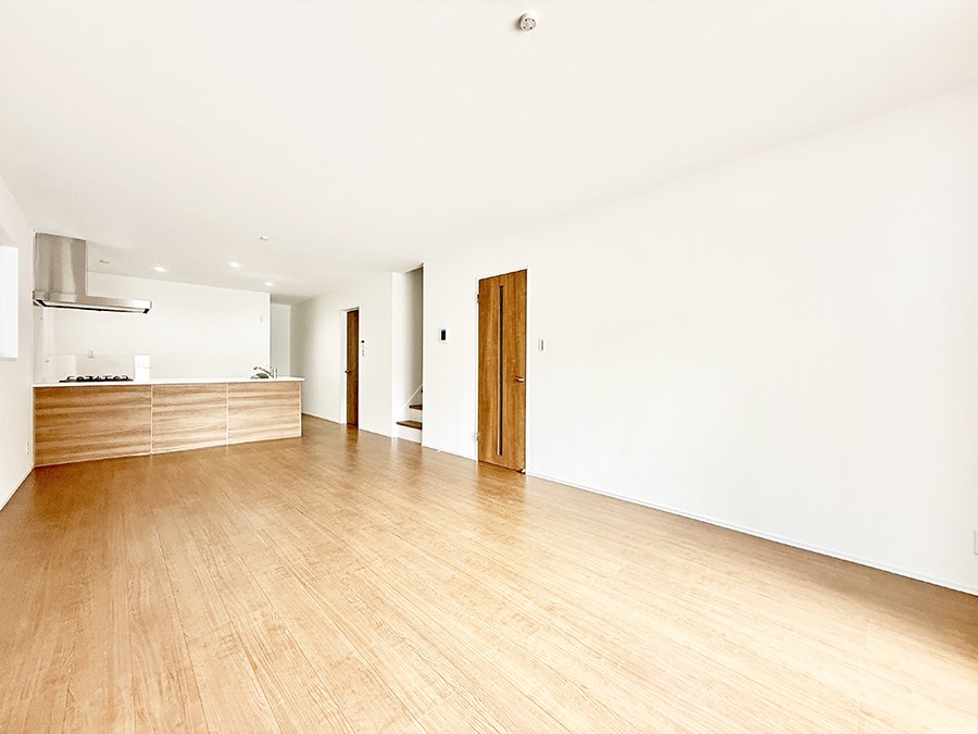 ���r���O ���������R�Ɖ�b�����܂��A�S�n�悢�ЂƂƂ�