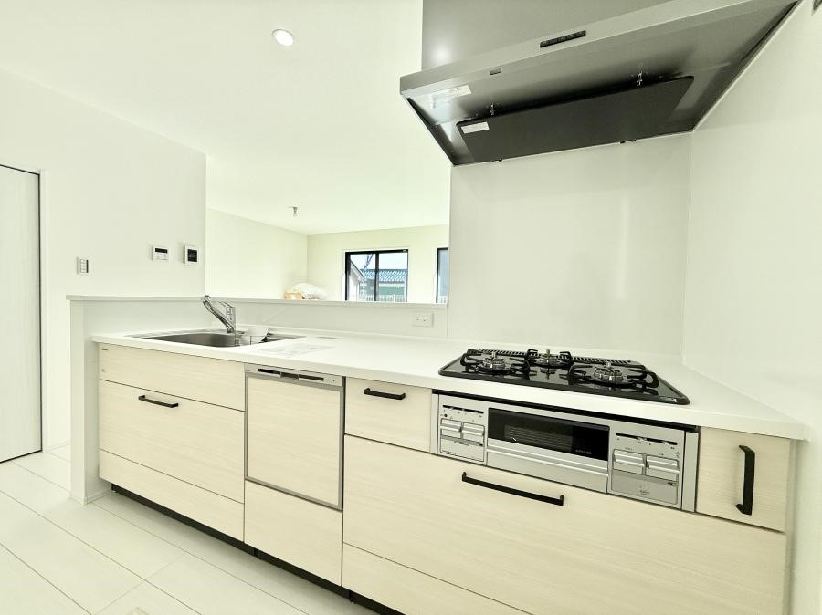 �L�b�`�� �������V���v���Ŕ������S�n�悢���Ԃ𐶂ރL�b�`�����