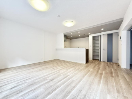 ���r���O ���������R�Ɖ�b�����܂��A�S�n�悢�ЂƂƂ�