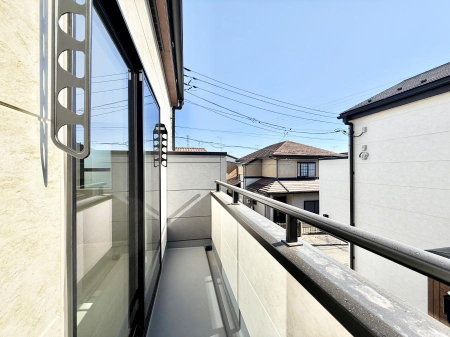 �o���R�j�[ ������ �G�߂̈ڂ낢����������J���I�ȋ�Ԃł�