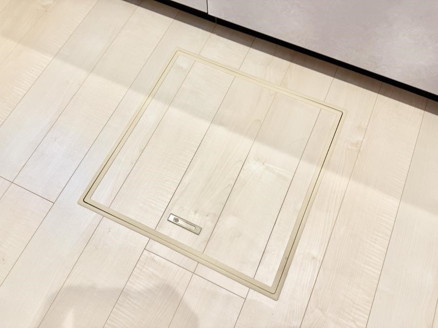 ���̑����� �ݔ����B�ꂽ���[�X�y�[�X�ŉƑS�̂��X�b�L��