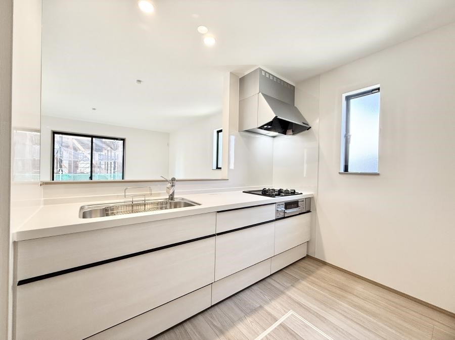 �L�b�`�� ���������y���݂ƐH�ׂ�K����͂���L�b�`��