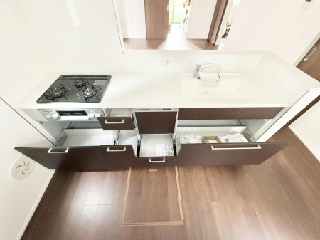 �L�b�`�� �������Ƒ����J��[�߂�A������̂���L�b�`��