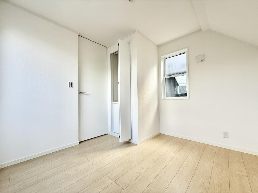 �q������ �������v���C�x�[�g��ԂƂ��ĐÂ��ŗ�������������񋟂��Ă���܂�