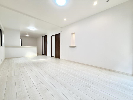 ���r���O �������V���v���������ґ�A��؂Ȑl�Ɖ߂����S���قǂ�����