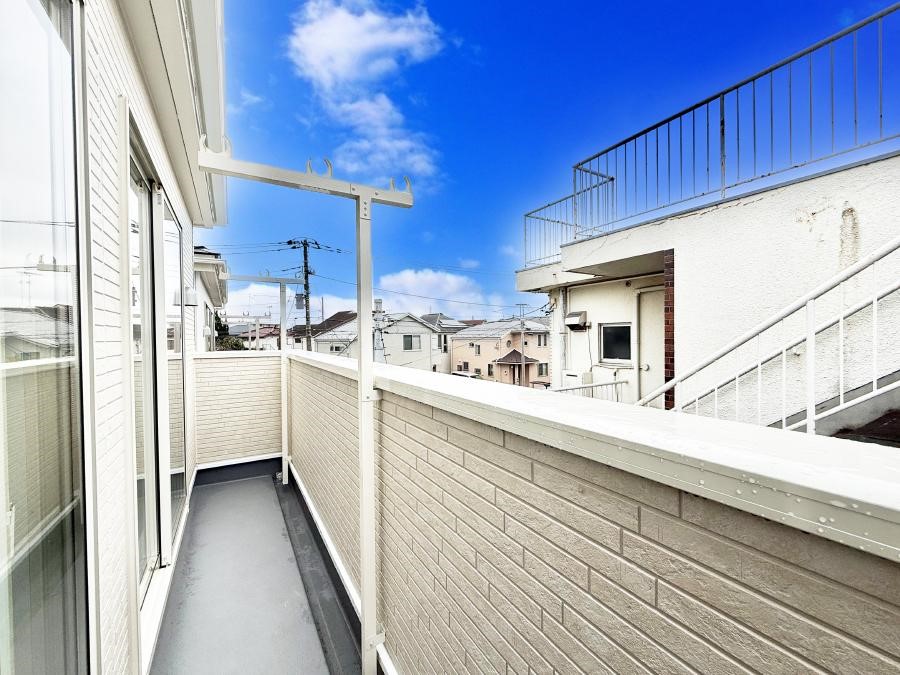 �o���R�j�[ ������ �G�߂̈ڂ낢����������J���I�ȋ�Ԃł�